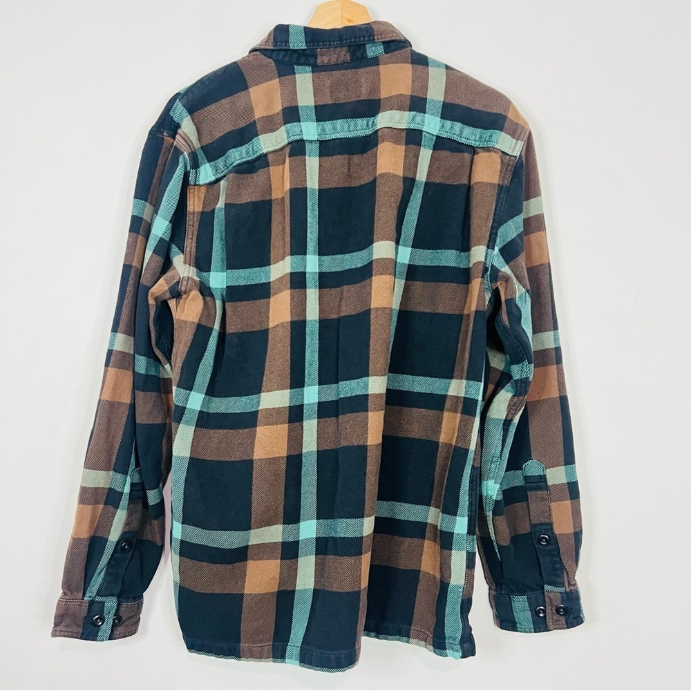 Patagonia Men'sPlaid Shirt Jacket in Brown and Green - Picture 9 of 9